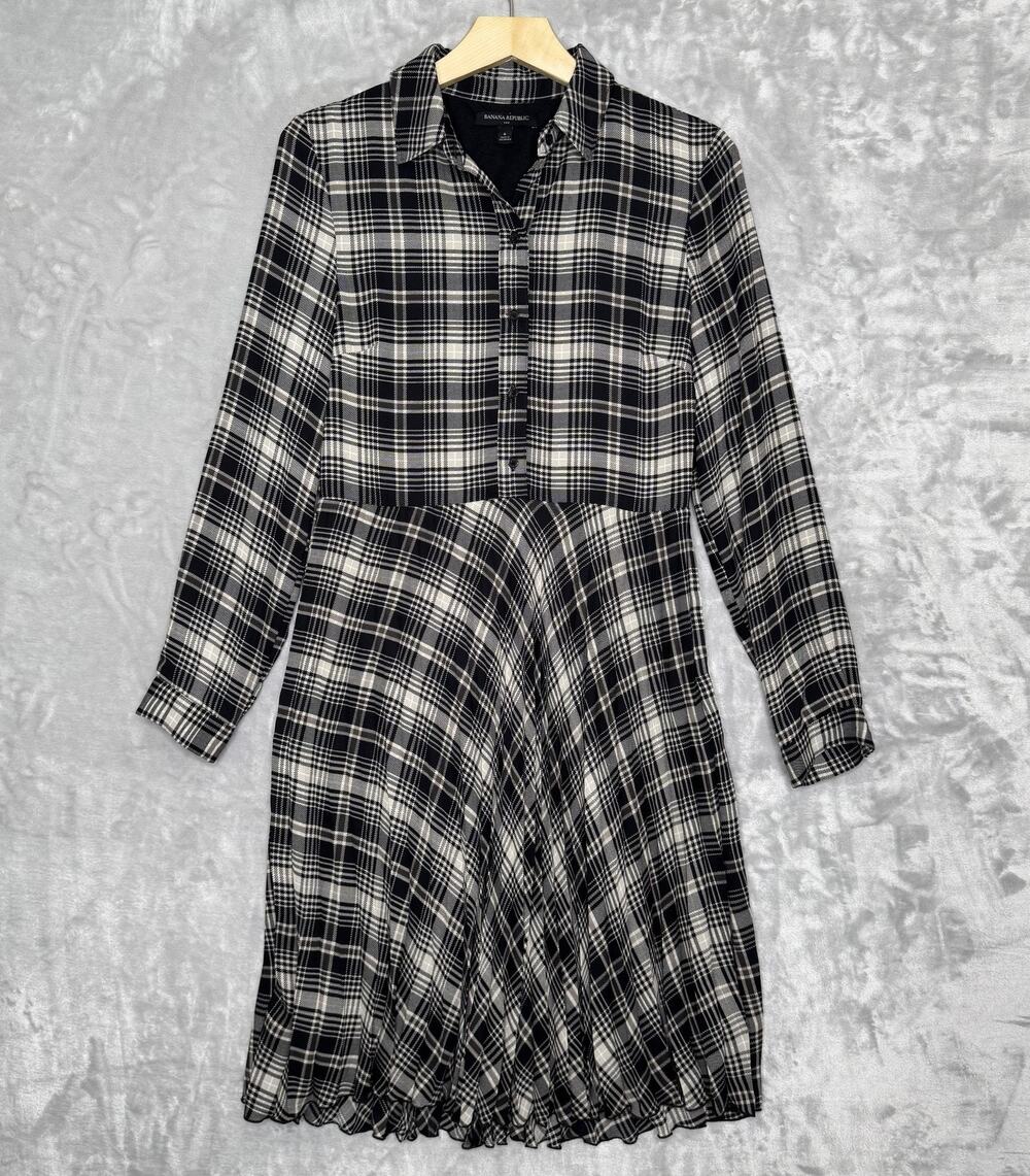 Banana Republic Dress Womens 6 Black Tan Plaid Long Sleeve Pleated Collared